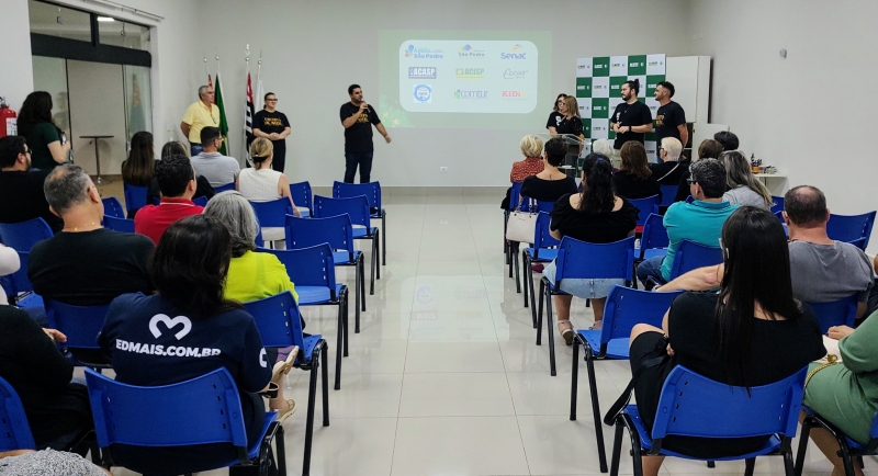 Noticia natal-2023-sebrae-e-senac-oferecem-capacitacoes-para-empresas-e
